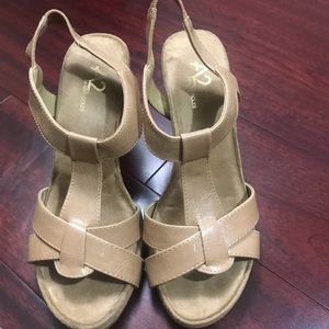 A2 by Aerosoles Wedge T-Strap Sandals Faux Leather
